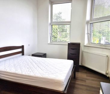 Studio to rent - Photo 5