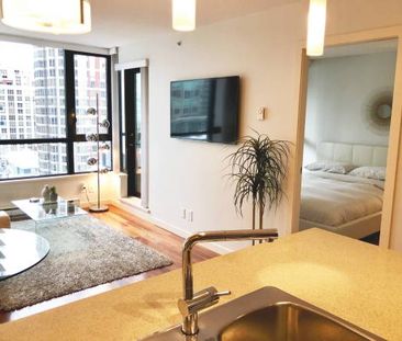 Yaletown Fully Furnished 1 Bedroom + Den + Balcony + Parking + Storage - Photo 1