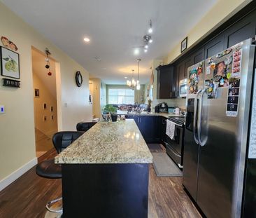 Three Bedroom Townhouse in Cloverdale - Photo 5