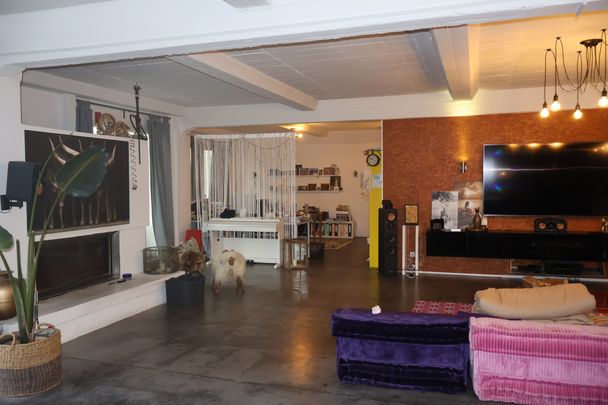 Live & Work: 220 m² Design-Loft mit Sauna, Kamin & Lager-Optionen in Dietenhofen - Photo 1