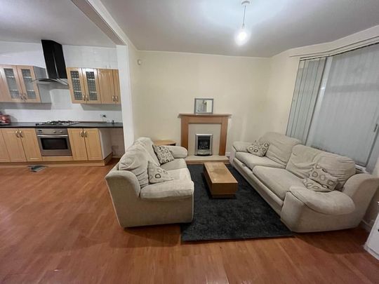 2 Bed End Terrace, Marlsford Street, L6 - Photo 1