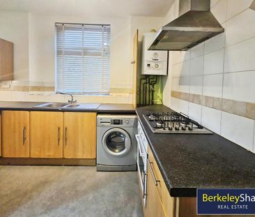 2 bedroom flat to rent - Photo 4