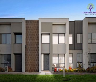 PRIME LOCATION - TOWNHOUSE - Photo 2