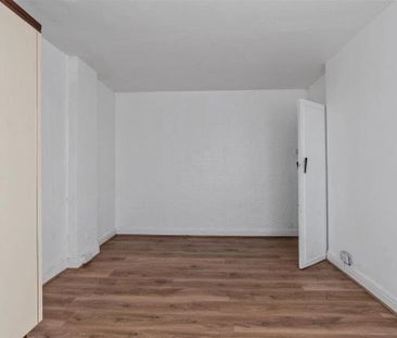 3 Bed Semi-Detached House, The Mount, CV3 - Photo 5