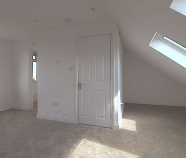 4 Bedroom - Photo 6