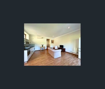 Fully Furnished Spacious & Independent Two Bedroom Home - Photo 1