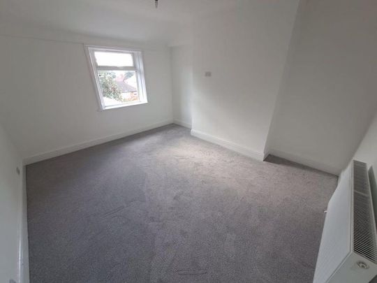 3 bedroom apartment to rent - Photo 1