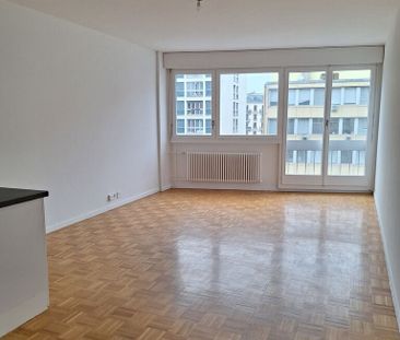 Beautiful renovated studio in the heart of Geneva - Photo 4