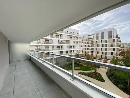 Rental Apartment Rueil-Malmaison Mont-Valérien - Photo 3