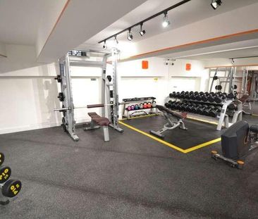 Poole, BH15 - Photo 3