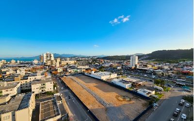 Rua Delamar José da Silva, 180, São José - Foto 1
