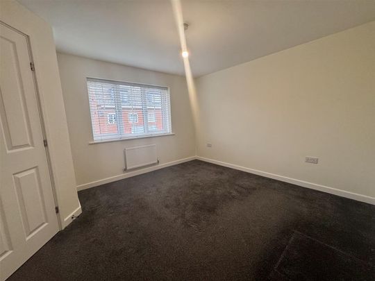 Combine Way, Eastfield, Scarborough - Photo 1
