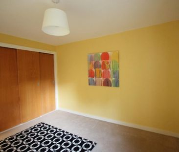 2 bed flat for rent in Liberton - Photo 4