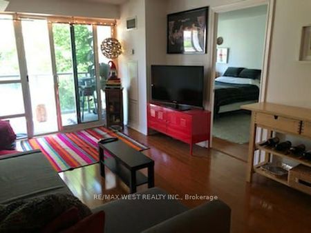 For Lease - 763 Bay Street Unit# 408, Toronto, Ontario - Photo 3