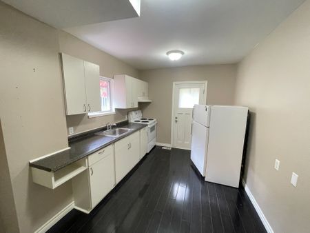 For Lease - 17 Marmora Street Unit# 1, St. Catharines, Ontario - Photo 4