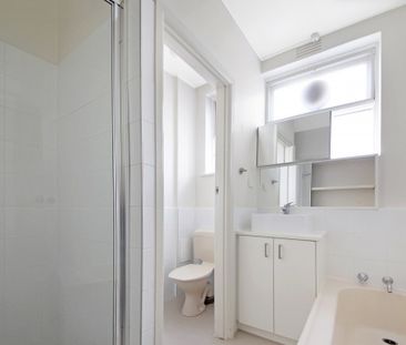 2/53 Grey Street, East Melbourne VIC 3002 - Apartment For Rent | Do... - Photo 3