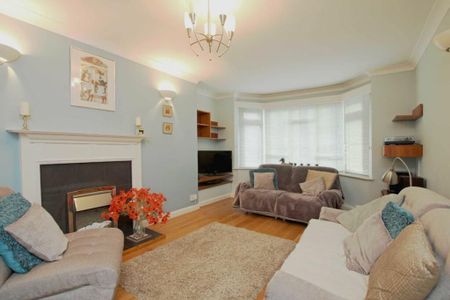 2 bedroom ground floor maisonette to rent - Photo 2