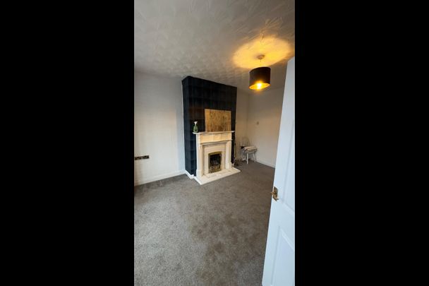 3 Bed End Terrace, Tunstall Crescent, LE4 - Photo 1