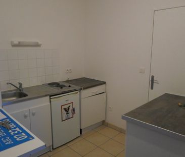 Location Appartement 1 pièce 40m² LE MESNIL ESNARD 76240 - Photo 1