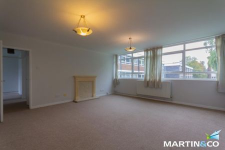 2 bedroom flat to rent - Photo 2