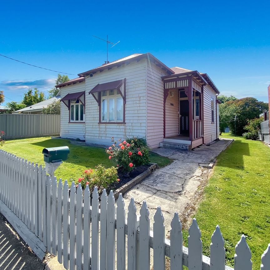 18 Crompton Street, Soldiers Hill - Photo 1