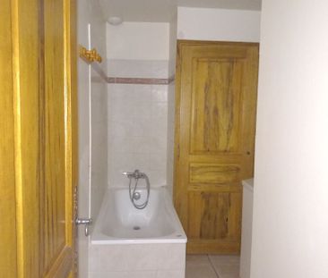 Location Appartement 2 pièces 49m² - Photo 3
