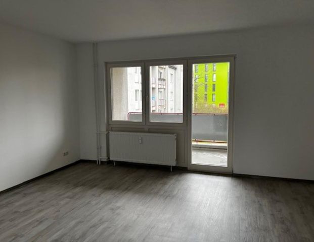 3 ZKB Wohnung mit Balkon in Baunatal am Baunsberg ( BTL-LA15-1L ) - Foto 1