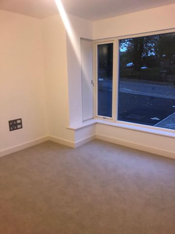 4 Bed Flat, Belmont Park, SE13 - Photo 3