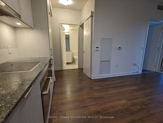 For Lease - 158 Front Street Unit# 2017, Toronto, Ontario - Photo 1