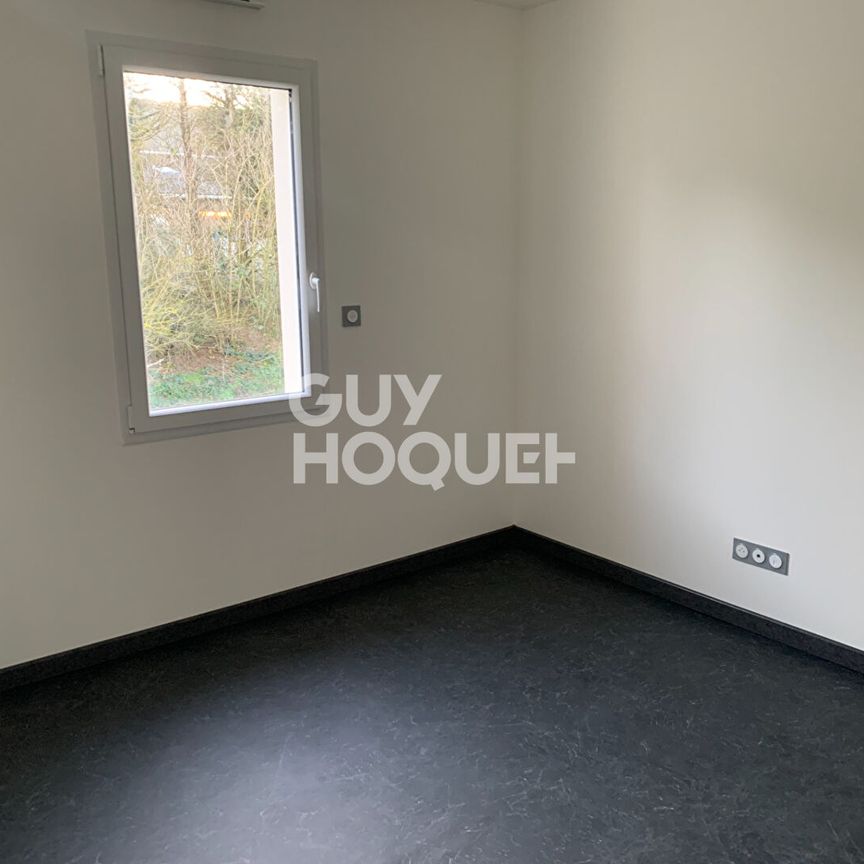 LOCATION : pavillon 3 pièces (68 m²) à VILLAMPUY - Photo 1