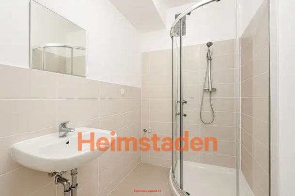 Pronájem bytu 1+kk 28 m - Photo 1