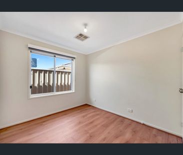 Stylish and Spacious Family Home - Photo 6