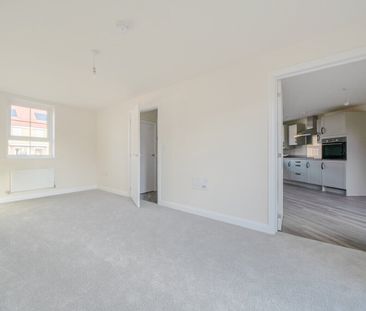 Southwold Drive, Peterborough, Hampton Beach - Photo 1