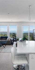 4 Bed , Plus Media room / 2.5 Bath Townhouse, with a spectacular view! - Photo 3