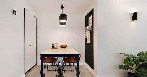 Premium Single Bedroom- 5 Share Apartment - Photo 1