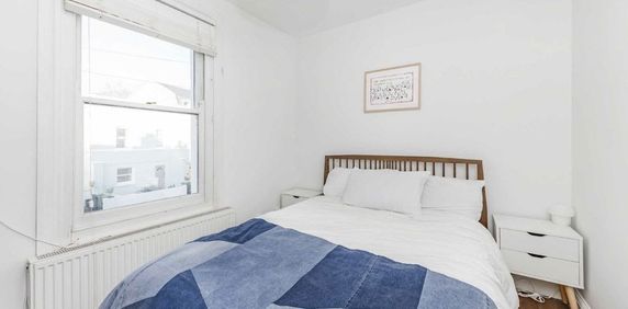 Ferndale Road, SW4 7RU, London - Photo 2