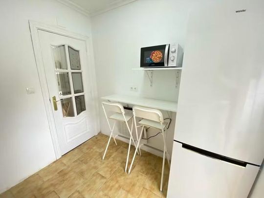 Calle de Orio, Madrid, Community of Madrid 28041 - Photo 1