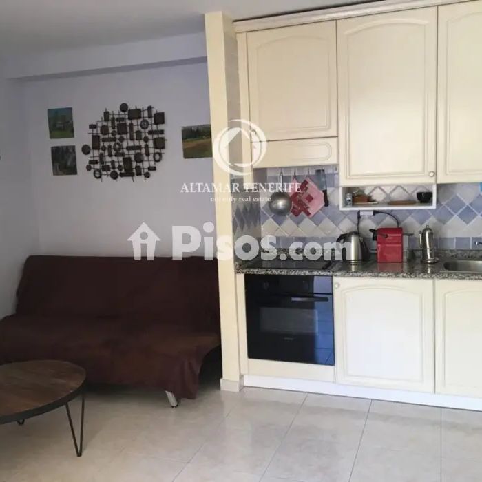 Apartamento en alquiler en los Cristianos - Foto 1