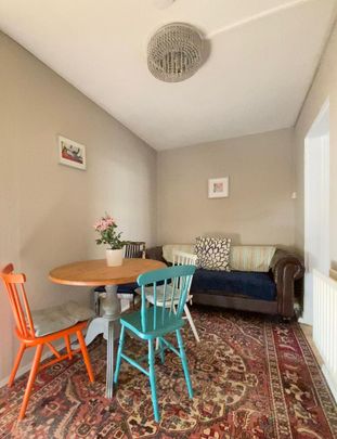 1 bedroom in a flat share to rent - Photo 1