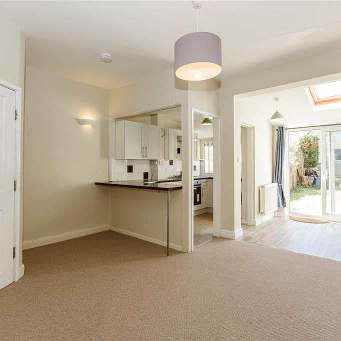 5 bedroom terraced house to rent - Photo 1