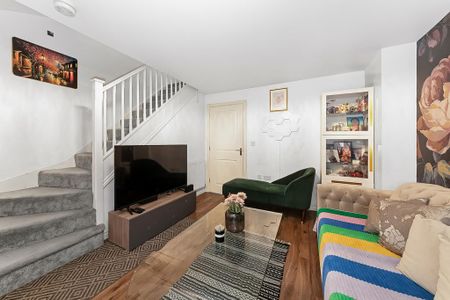 3 bedroom terraced house to rent - Photo 2