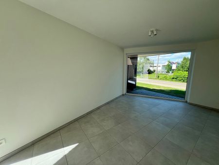 Huis - Te huur - Photo 2