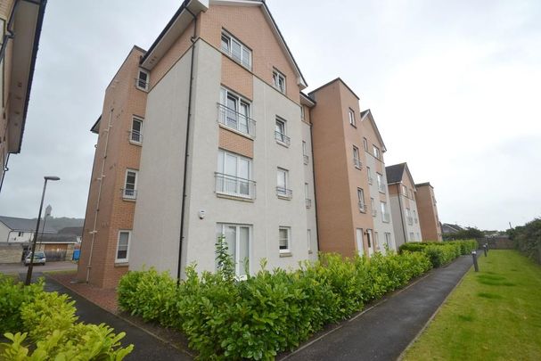 2 bedroom ground floor flat to rent - Photo 1