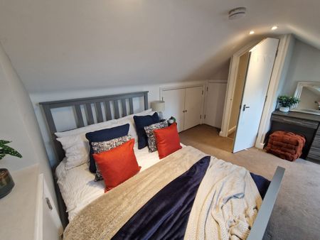 2 bedroom apartment to rent - Photo 4