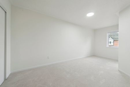 For Lease - 3150 Erin Centre Boulevard Unit# 49, Mississauga, Ontario - Photo 3