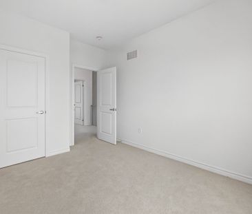 For Lease - 69 Inverary Crescent, Vaughan, Ontario - Photo 5