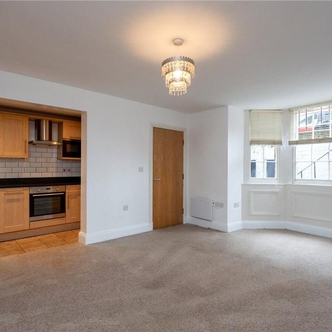 2 bedroom apartment to rent - Photo 1