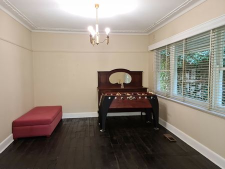 Opportunity to live on desirable Beach Road - 6 or 12 month lease options available - Photo 2