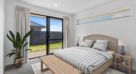 Near New Four Bedroom In Prestons Park! - Photo 3