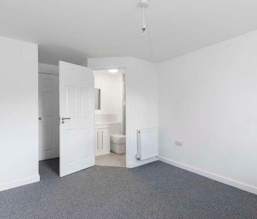 High Street, Cheltenham, GL50 - Photo 4